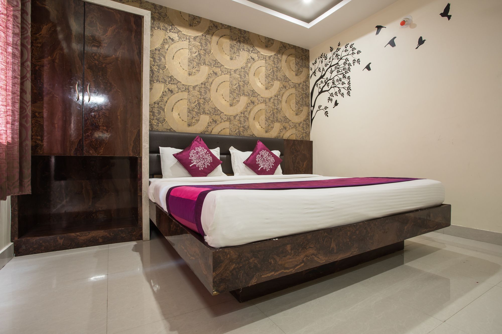 Fabhotel Shivam Palace- Near Mahakal Mandir Ujjain Exterior foto